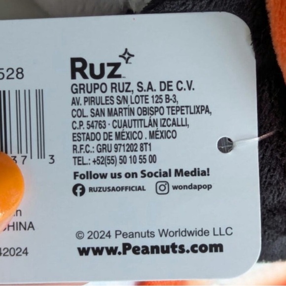 Ruz Peanuts Candy Corn Snoopy Puffer Vest Hat Fall Halloween Plushed Stuff Toy - Picture 4 of 9